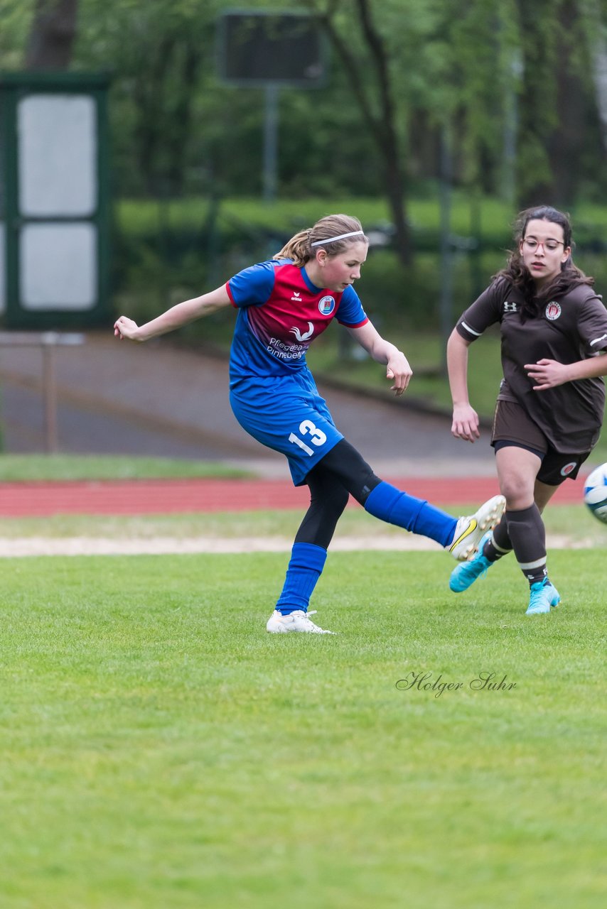 Bild 154 - wCJ VfL Pinneberg3 - St.Pauli : Ergebnis: 2:1